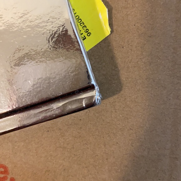 Exclusive CHANEL’S 2019/2020 collection book. - Picture 6 of 10